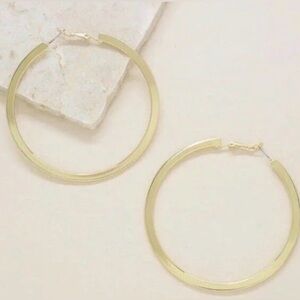 Ettika 18kt gold plated hoop Earrings